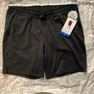 NEW!!! Mondetta Black Ladies Active Bermuda Shorts - L